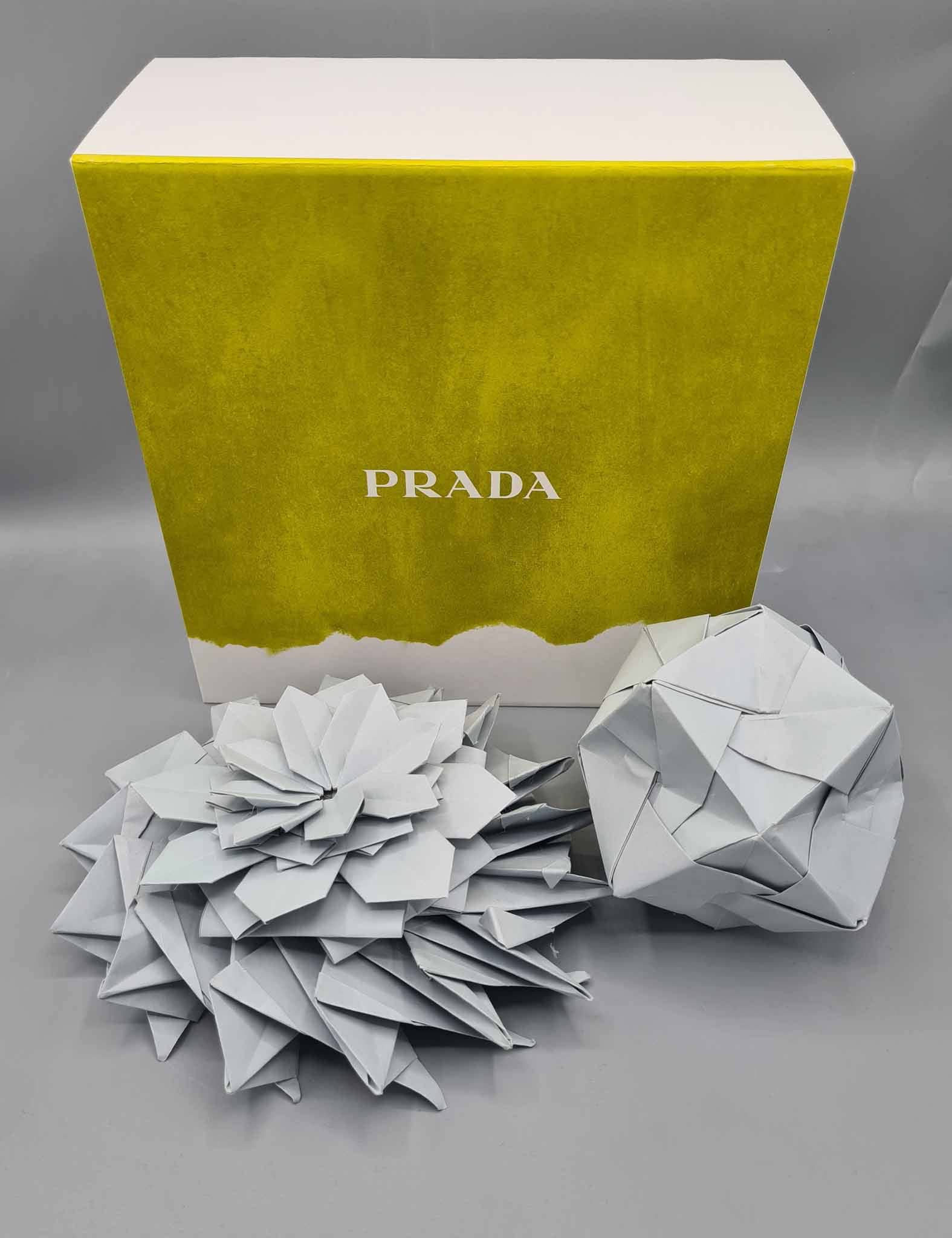 papiroflexia en Prada Madrid