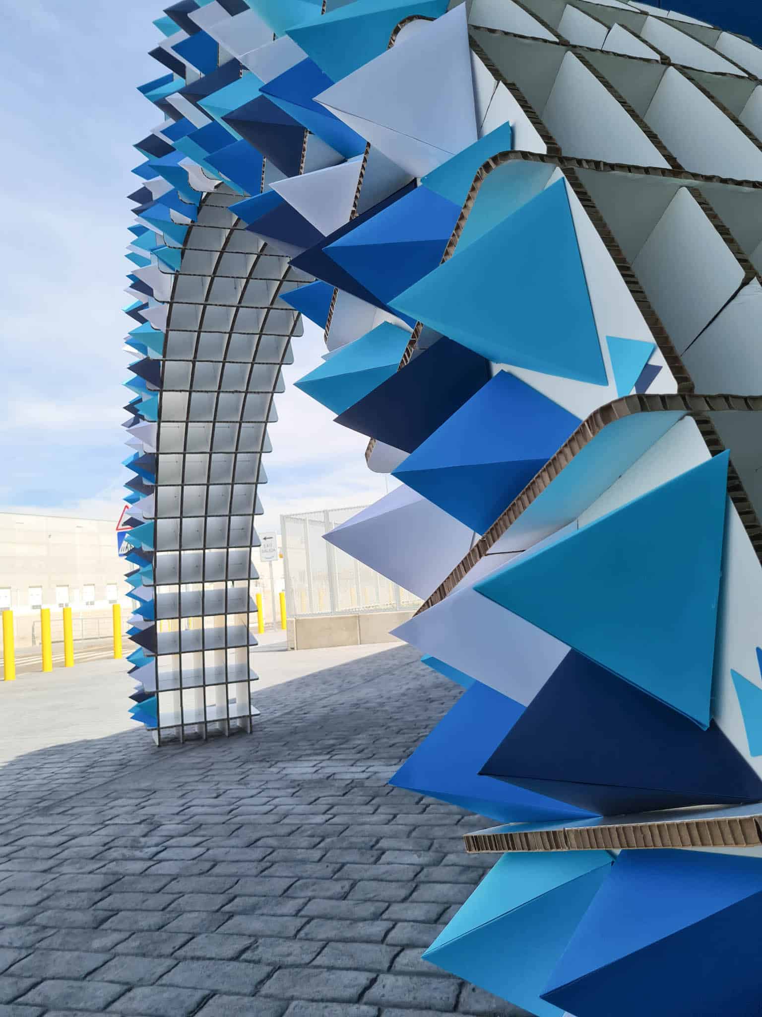 Amazon Illescas – Paper Pyramid Arch