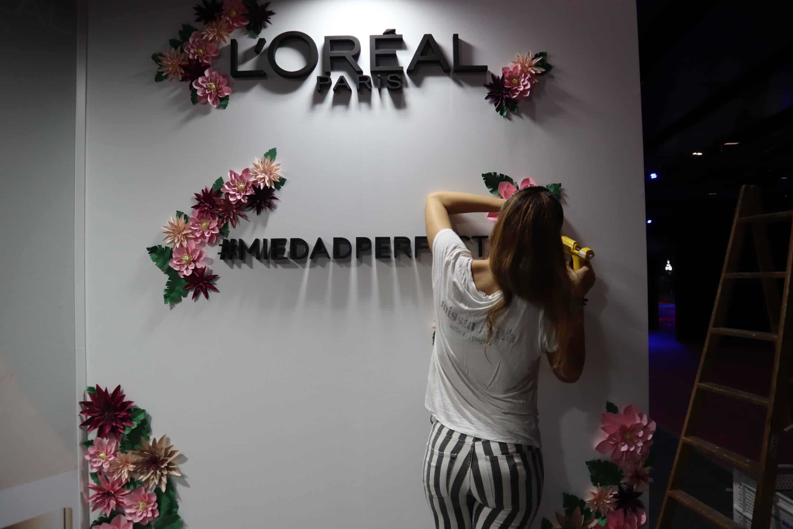 MBFW with L’Oréal and a Cascade of Missmsmith Paper Flowers