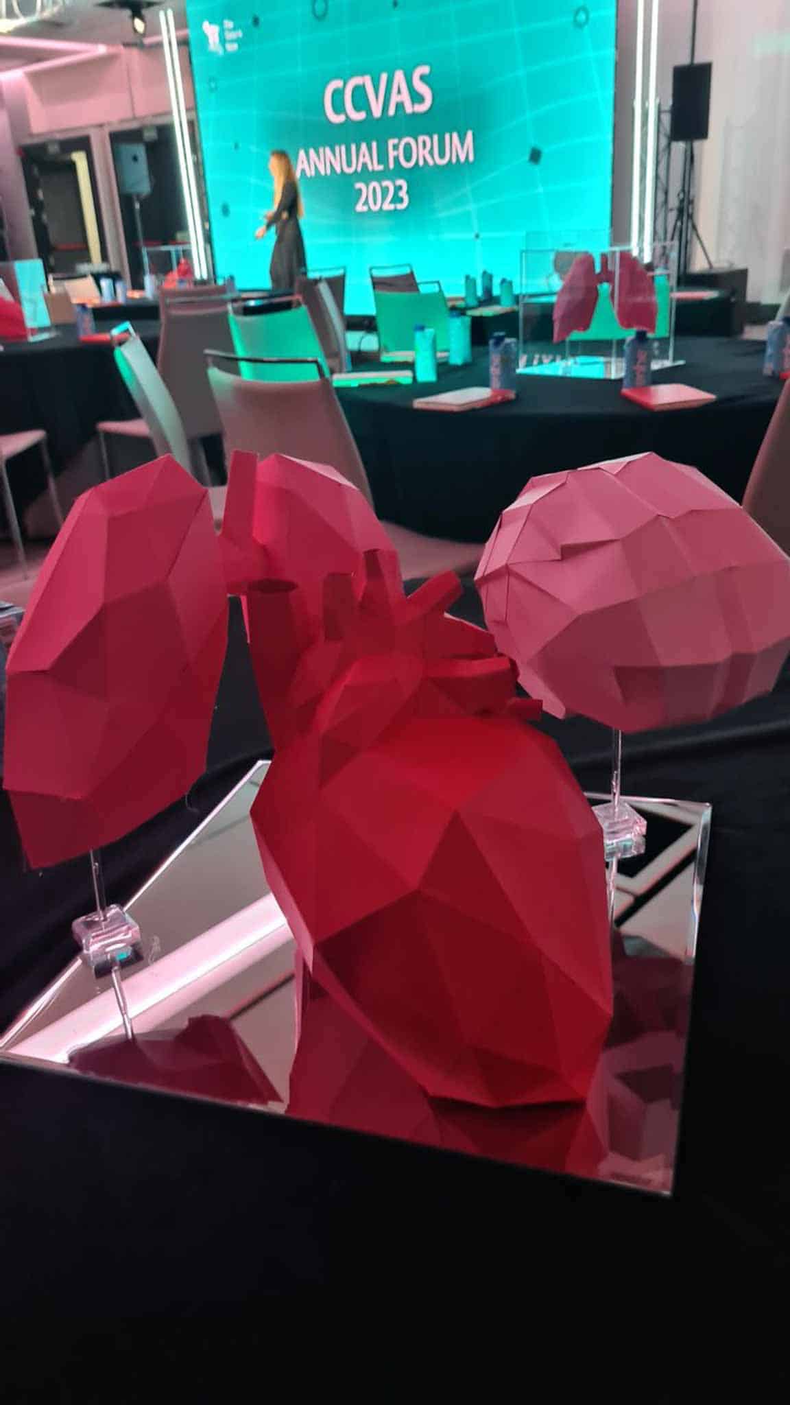 Vertices That Bring Life